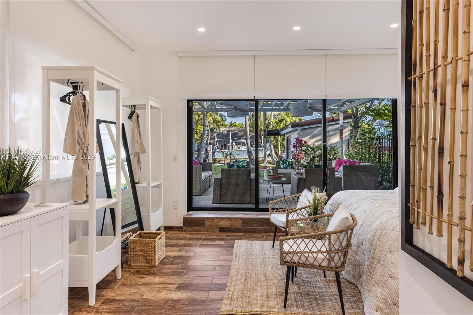 ADEMAR PARK AMD PL - Residential