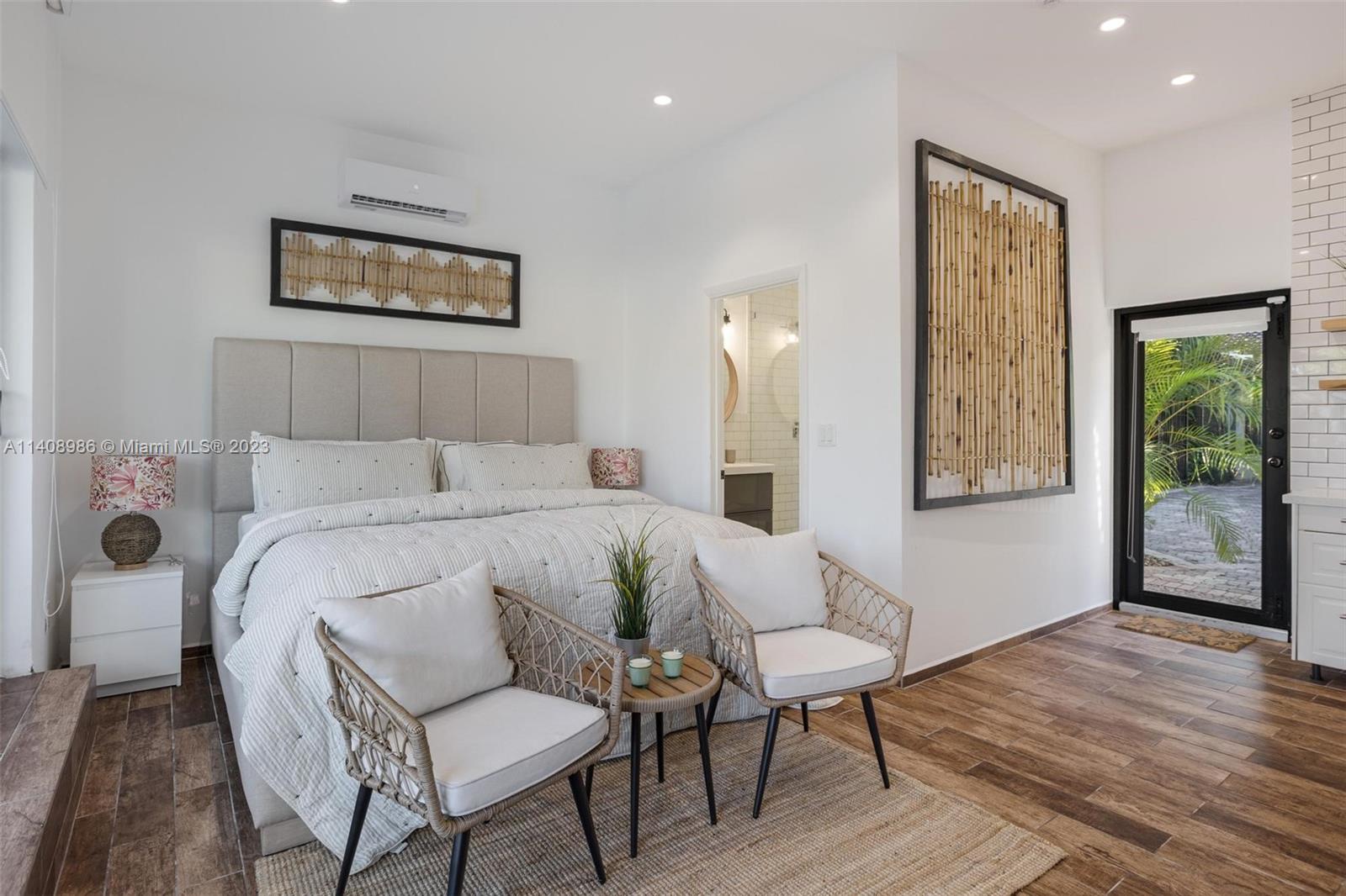 ADEMAR PARK AMD PL - Residential