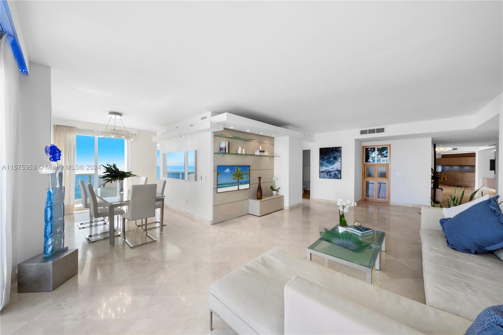 BLUE DIAMOND CONDO - Residential Lease