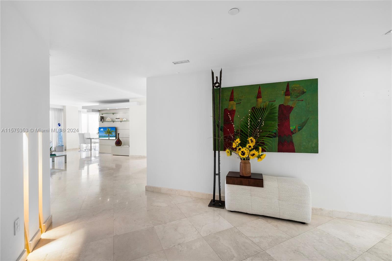 BLUE DIAMOND CONDO - Residential Lease