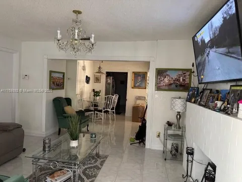 1236 NW 32nd St, Miami, FL 33142 - MLS#: A11759392