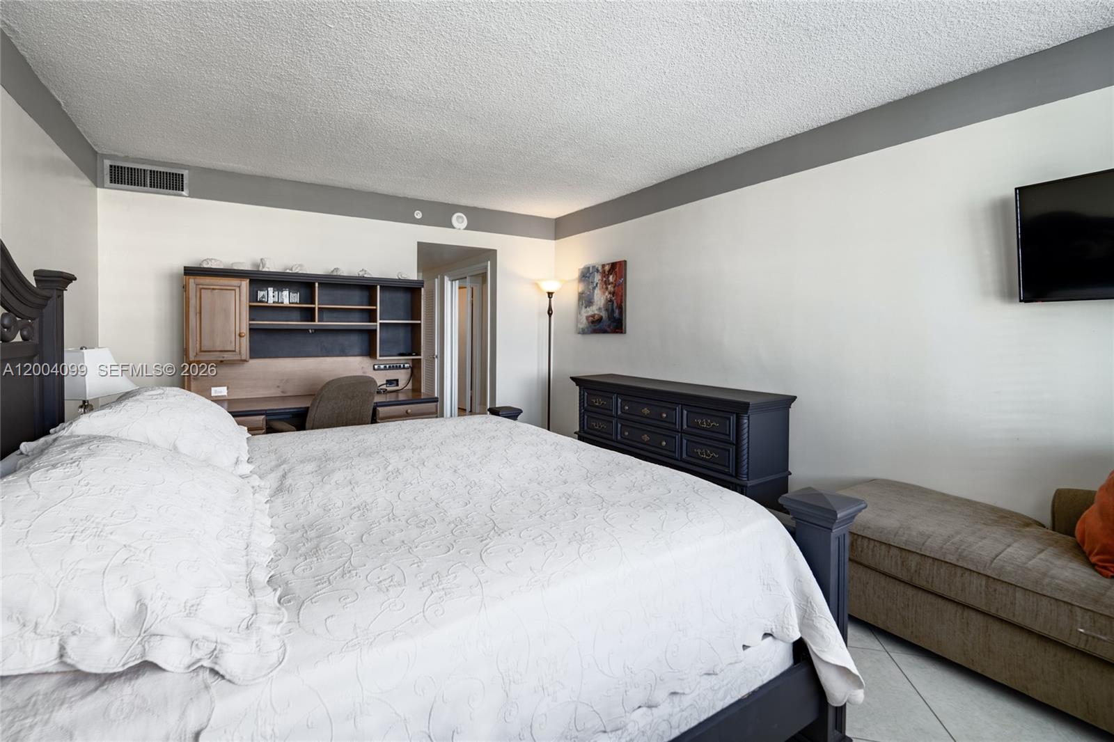 THE PAVILION CONDO - Residential