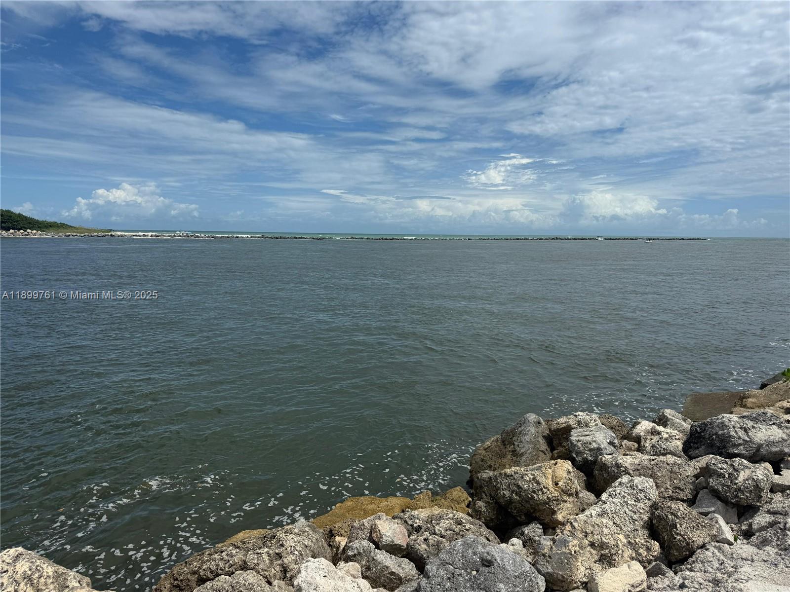 FORT PIERCE BEACH - Residential Lease