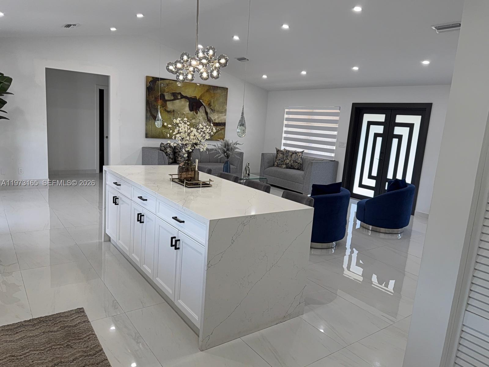 ROYAL PALM LAKE ESTATES - Residential