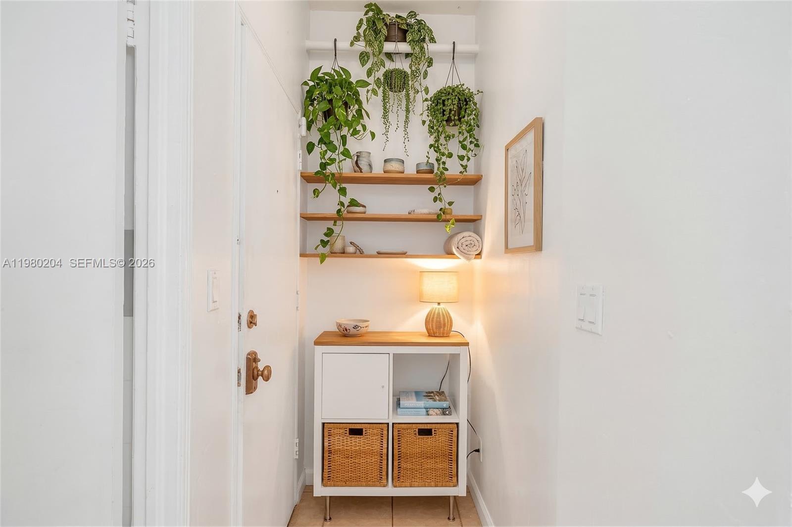 THE MANTELL CONDO - Residential