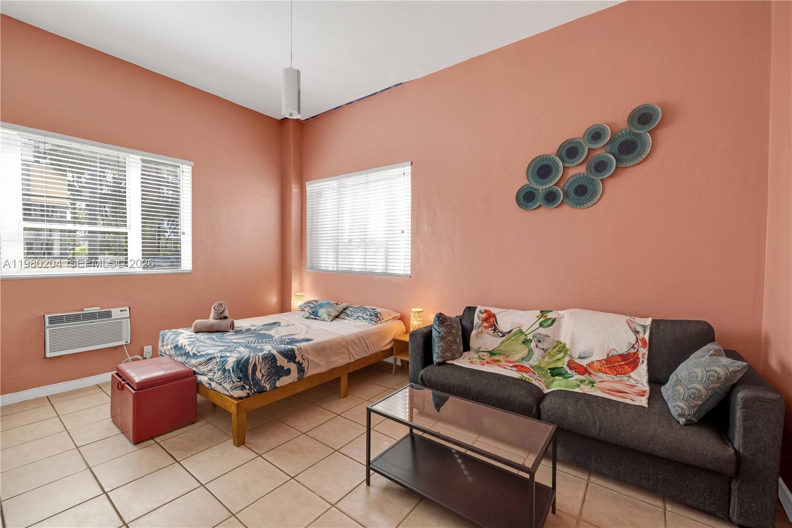 THE MANTELL CONDO - Residential