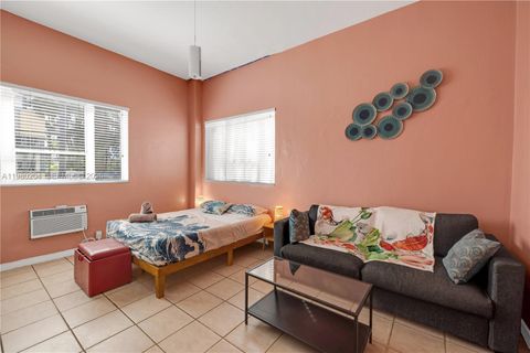 255 W 24th St 107 Miami Beach FL 33140