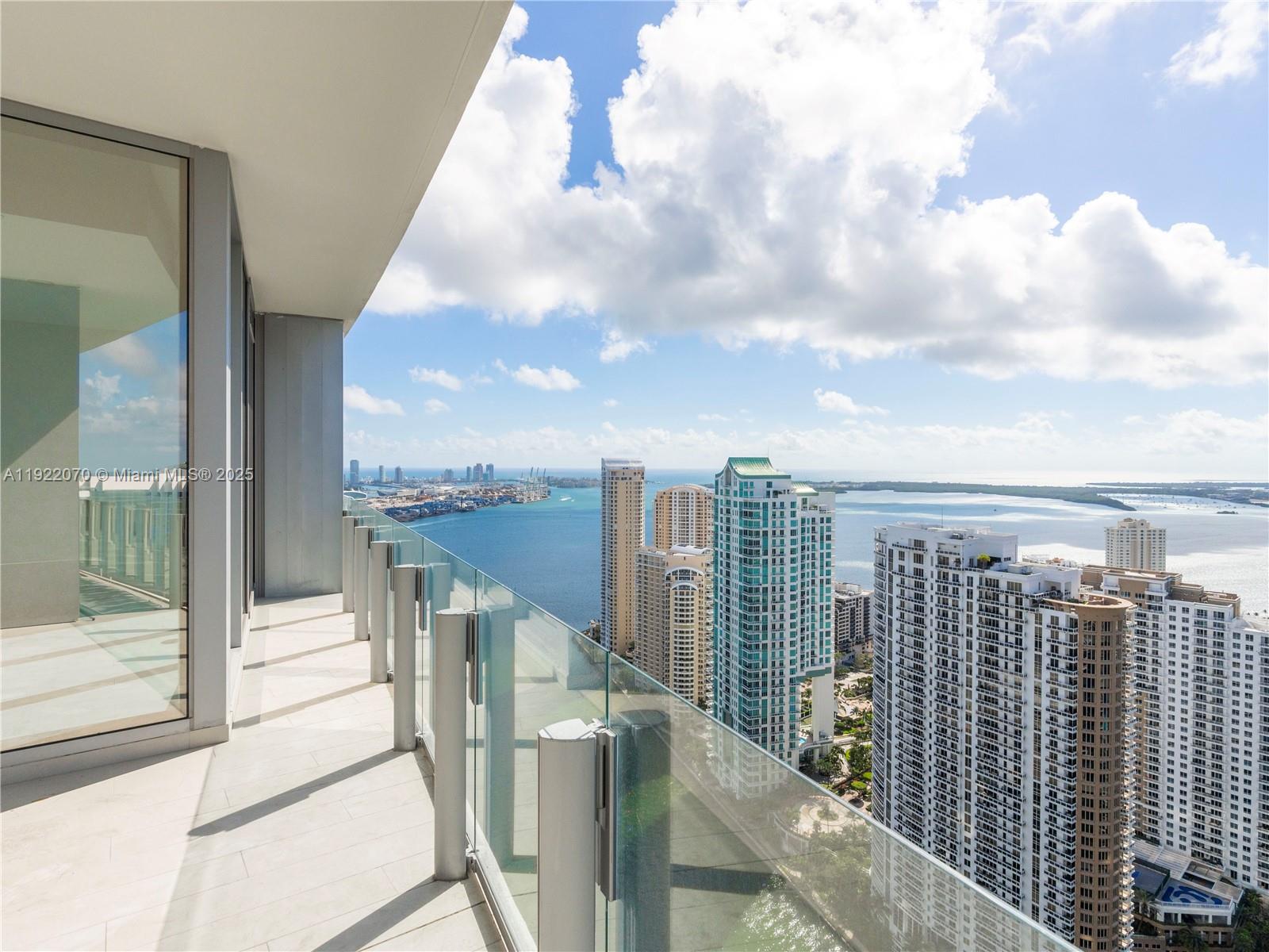 300 Biscayne Boulevard Way 4305W