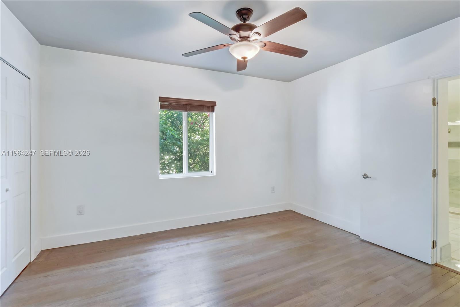 CORAL GROVES - Residential