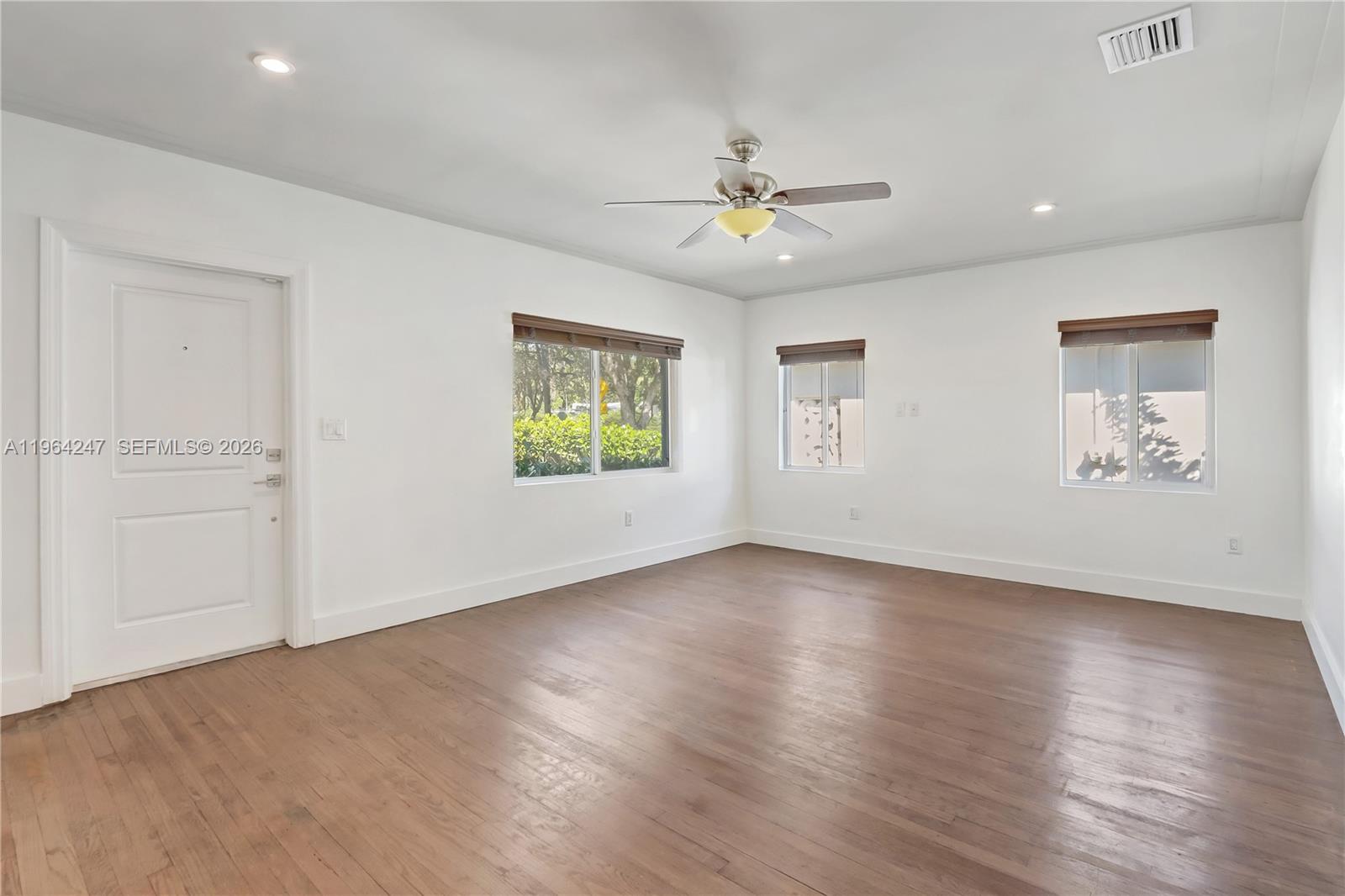 View photos, virtual tours, details... 438 Mendoza Ave.