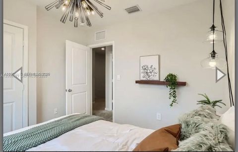 Tiny photo for 445 NE 1st Dr, Florida City, FL 33034 (MLS # A12006593)