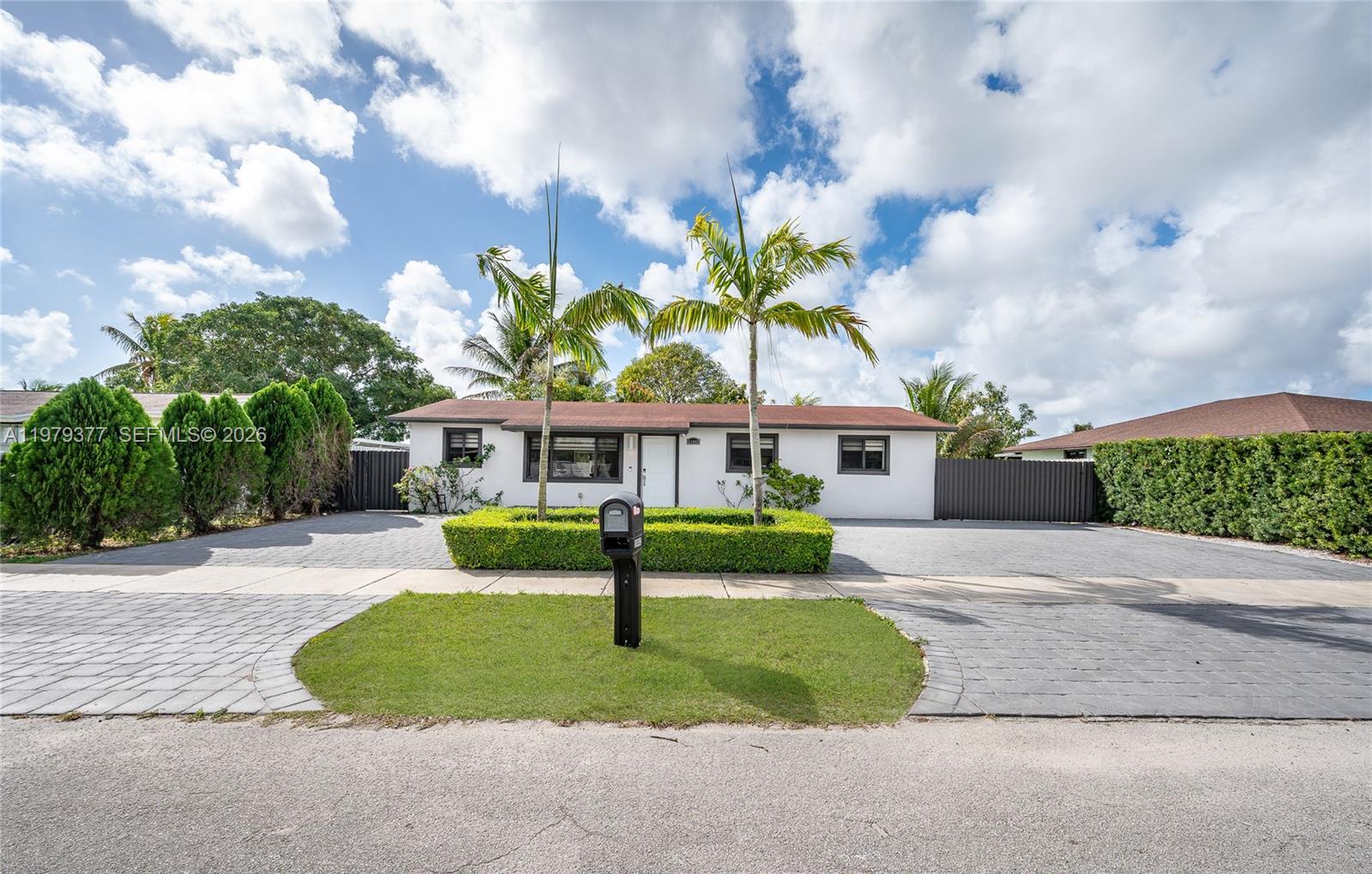 RICHLAND ESTATES - Residential