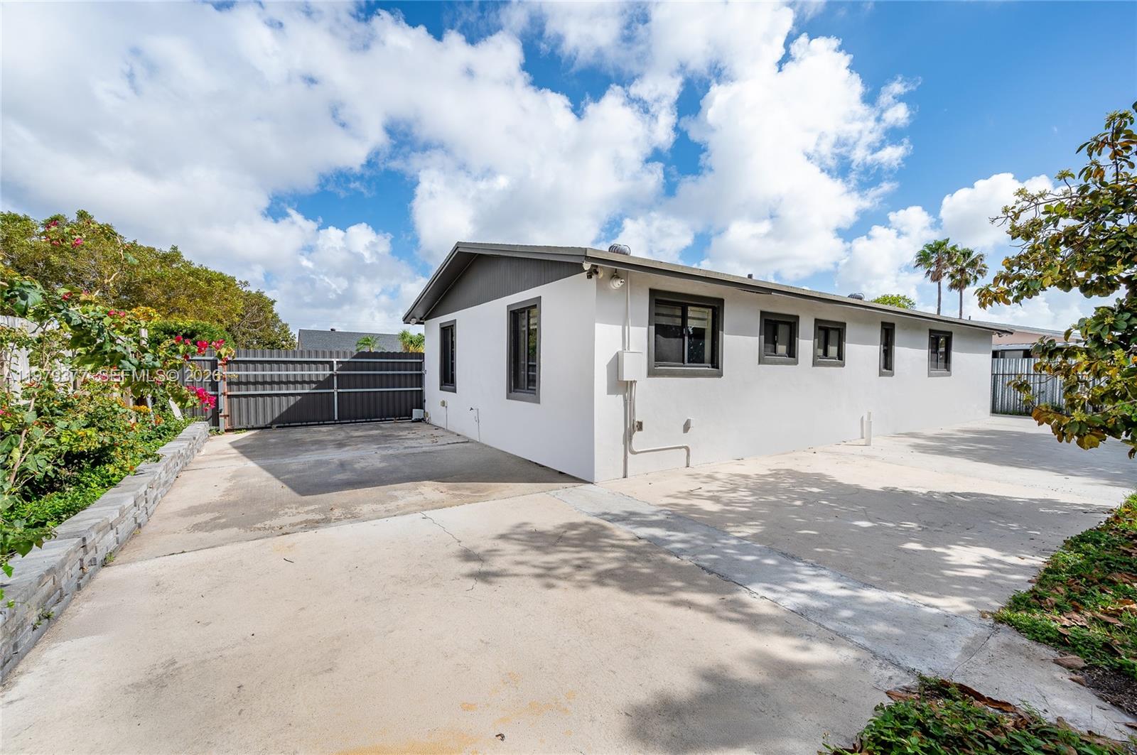 RICHLAND ESTATES - Residential