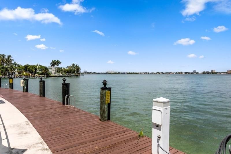 10350 W Bay Harbor Dr 5L