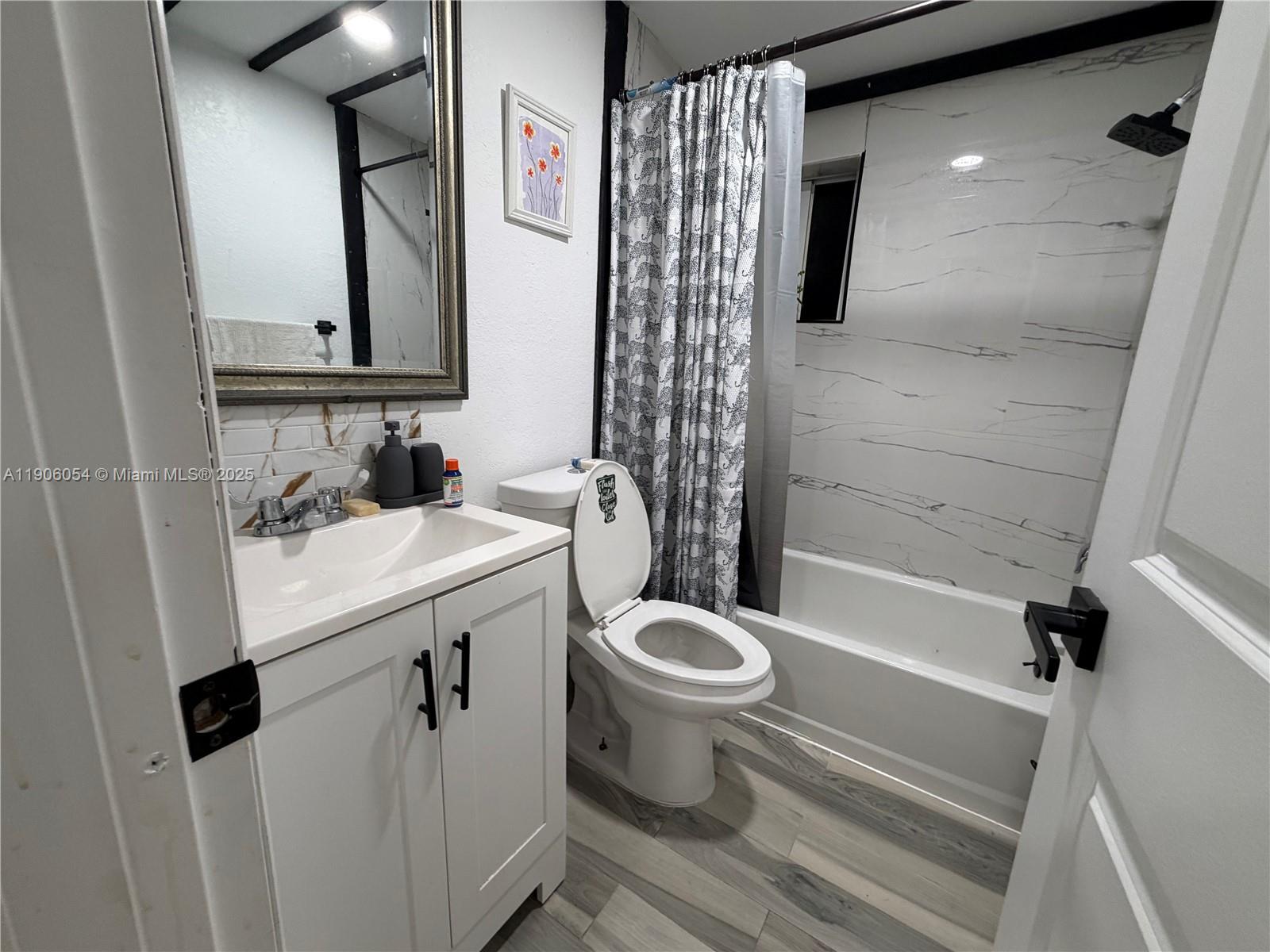 SEABOARD PARK - Residential Lease