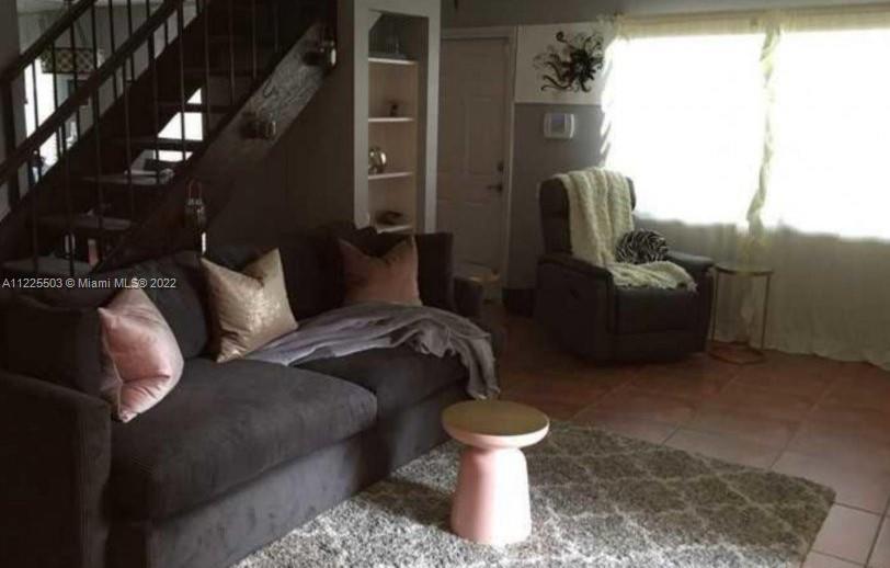 SNAPPER VILLAGE PHASE I S - Residential