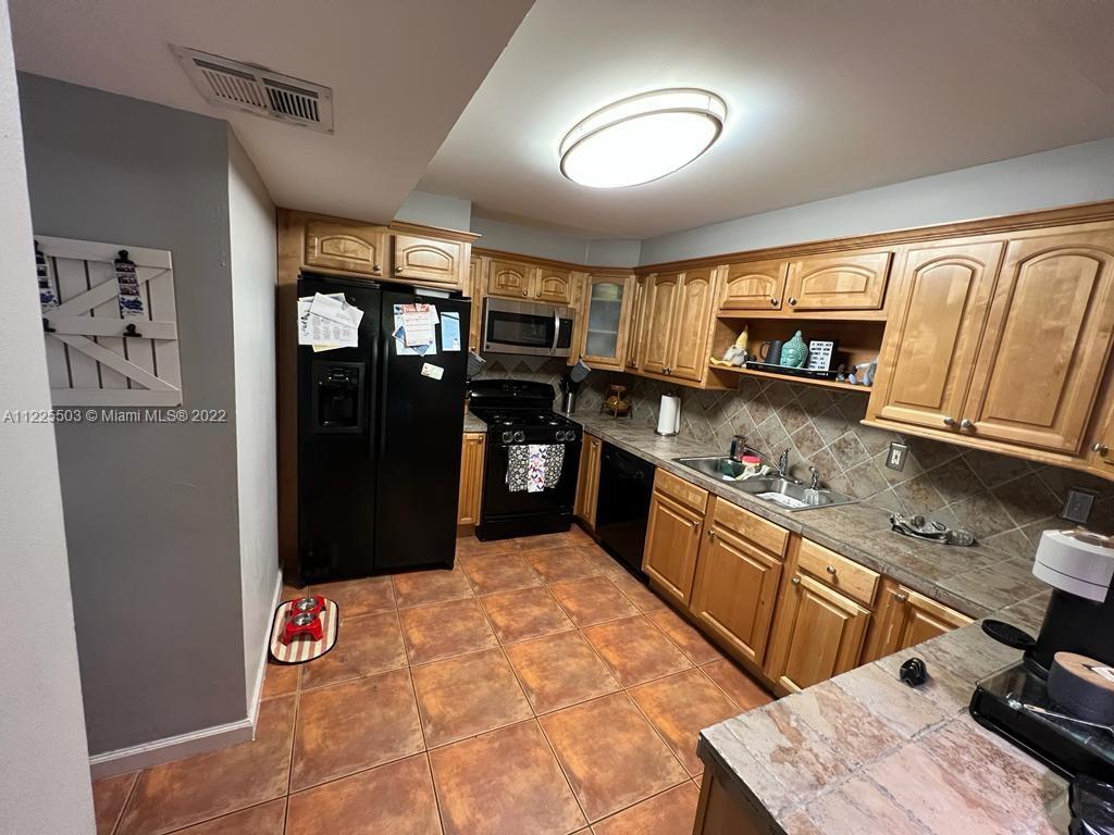 SNAPPER VILLAGE PHASE I S - Residential