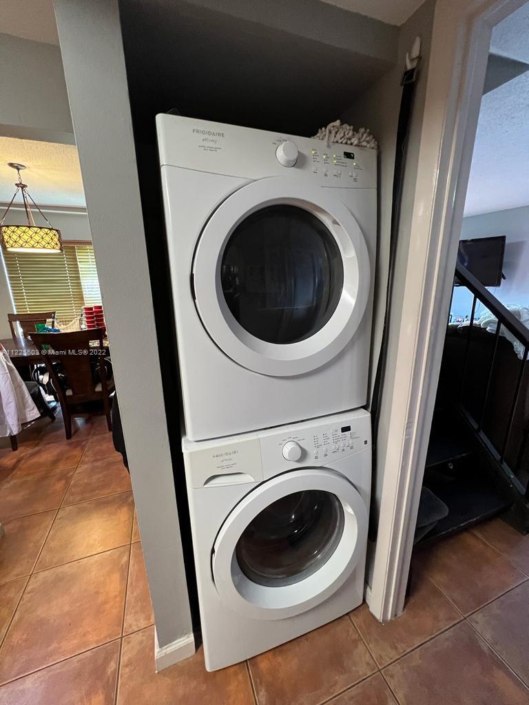 SNAPPER VILLAGE PHASE I S - Residential