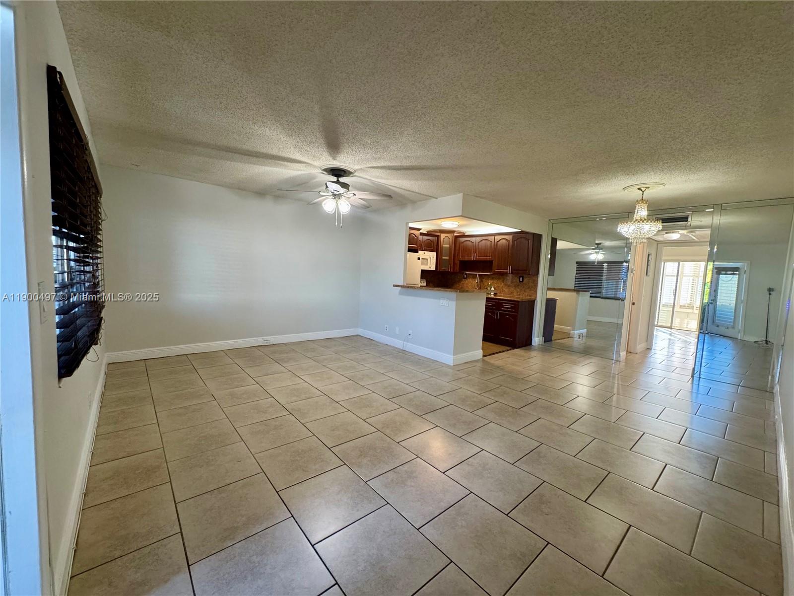 1011 Westbury F 1011