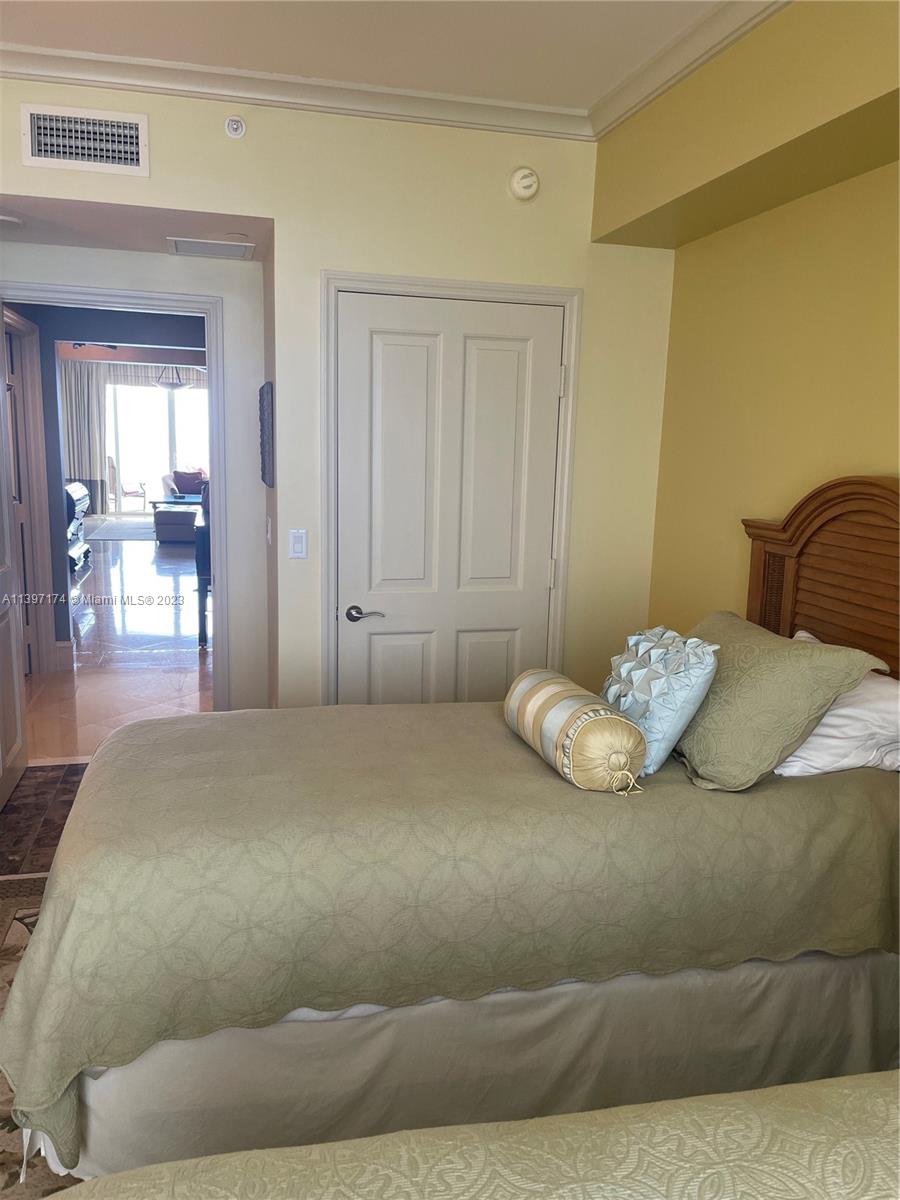 ACQUALINA OCEAN RESIDENCE - Residential