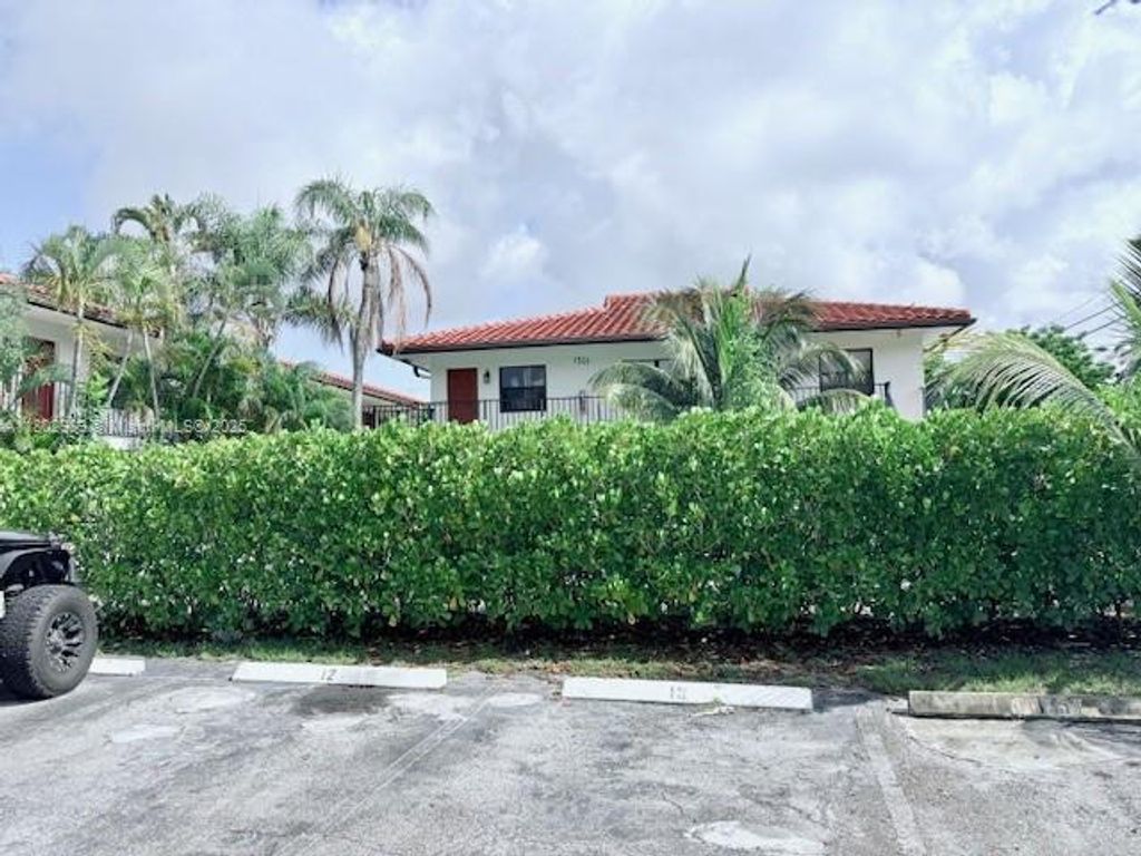 Photo of 1501 NW 13th St #2, Boca Raton, FL 33486 (MLS # A11802989)