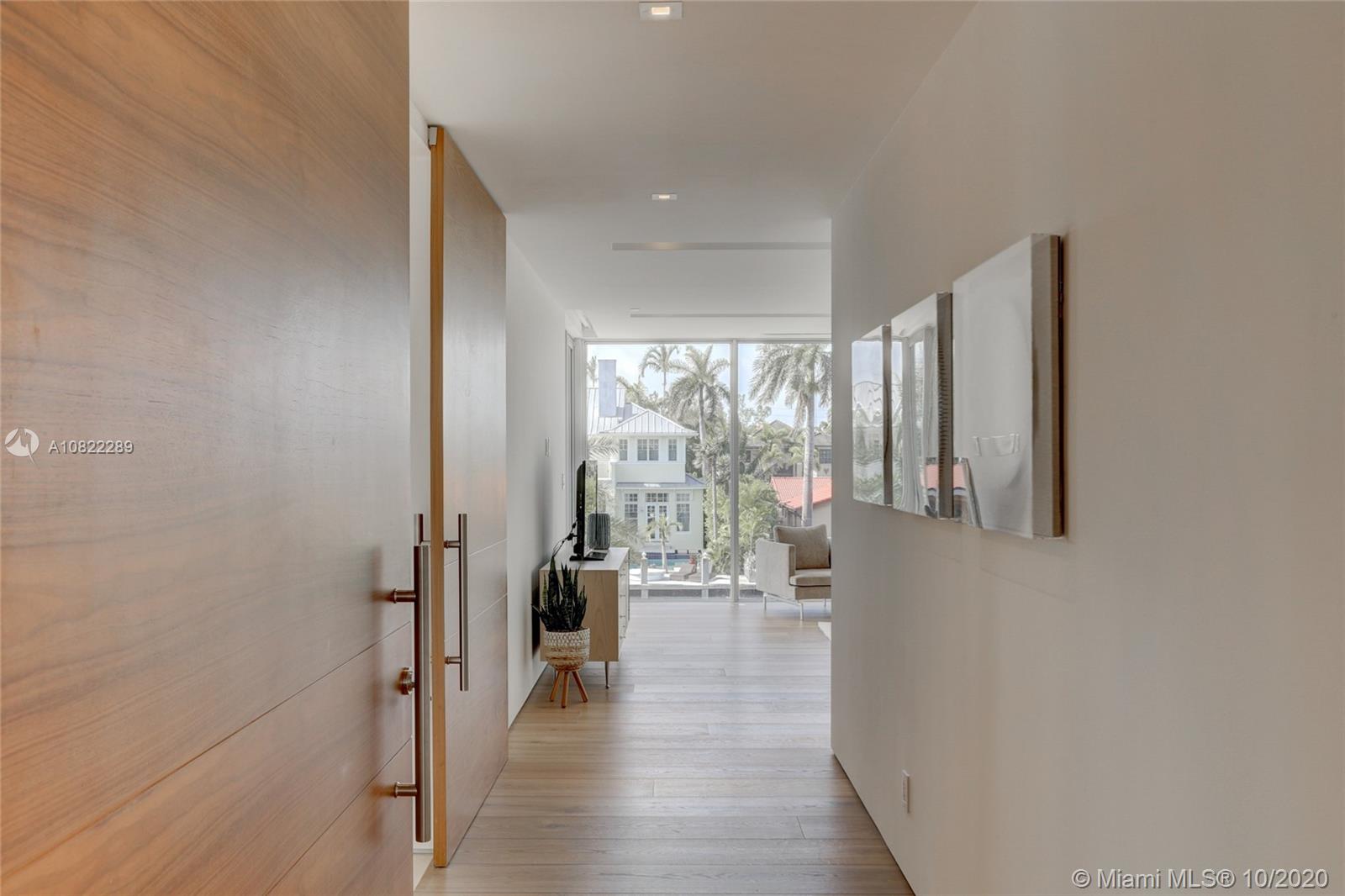 RIO VISTA ISLES - Residential