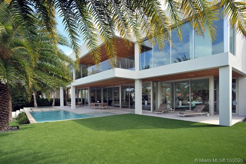 RIO VISTA ISLES - Residential