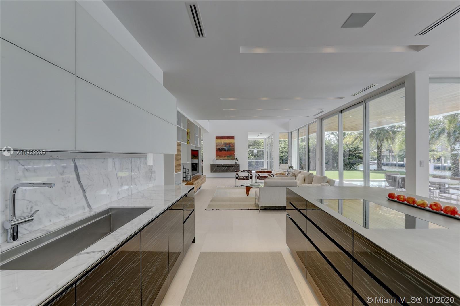 RIO VISTA ISLES - Residential