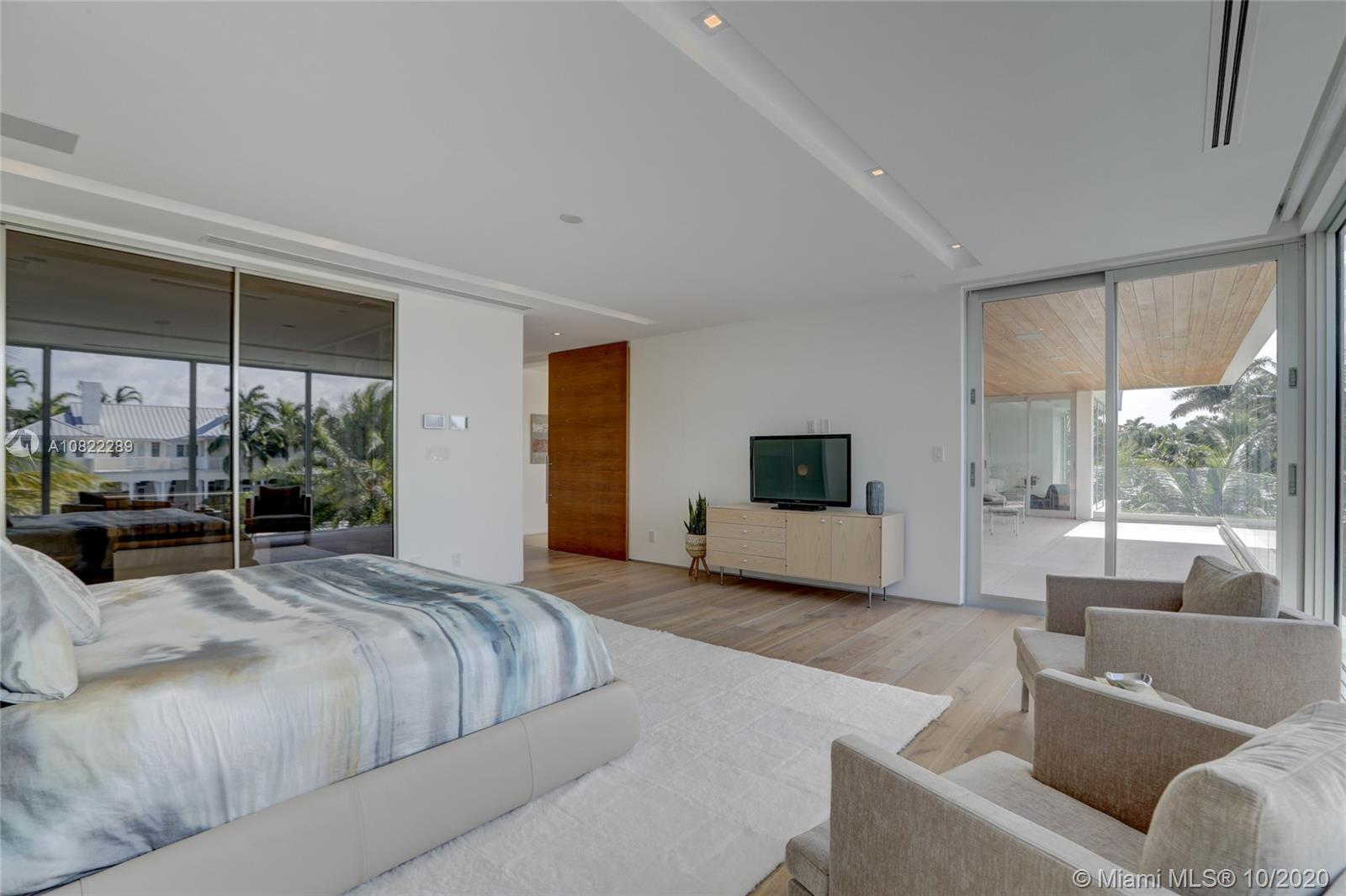 RIO VISTA ISLES - Residential