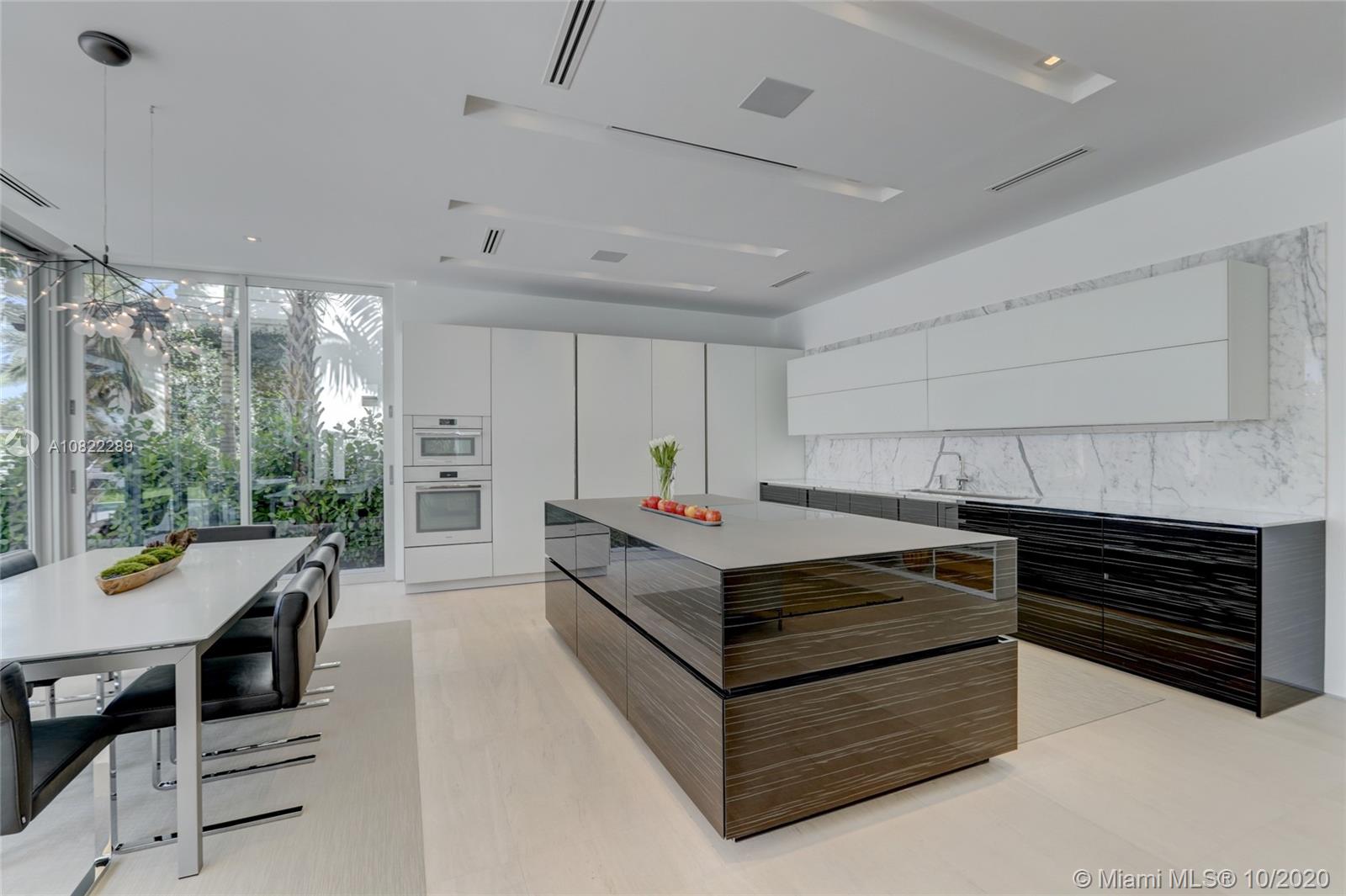 RIO VISTA ISLES - Residential