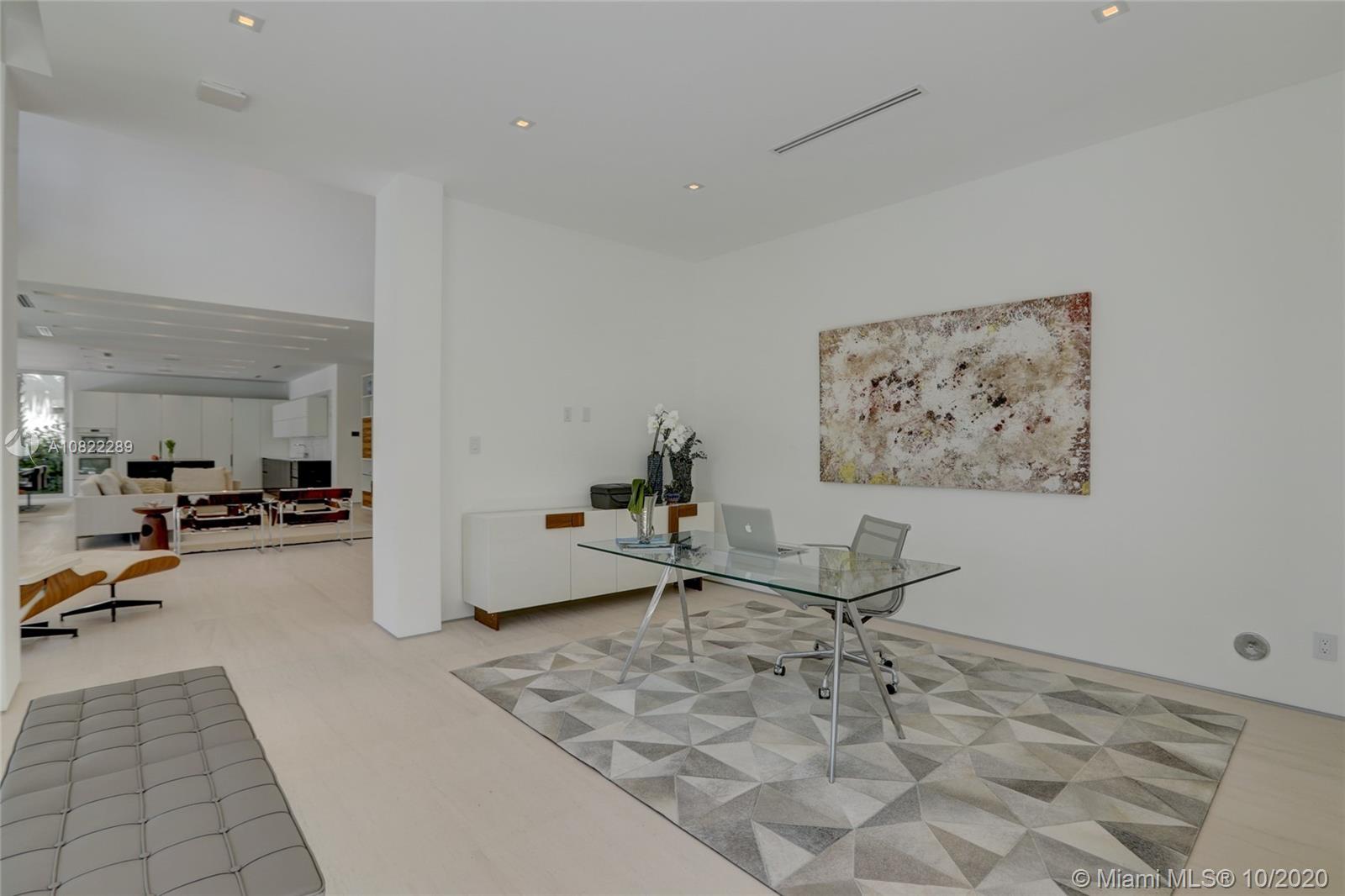 RIO VISTA ISLES - Residential