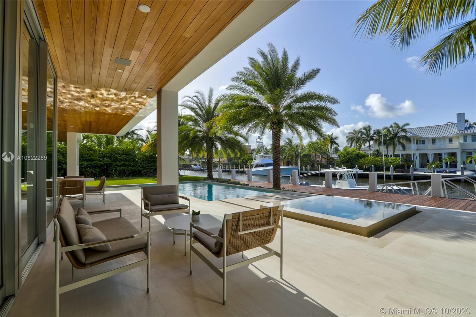 RIO VISTA ISLES - Residential