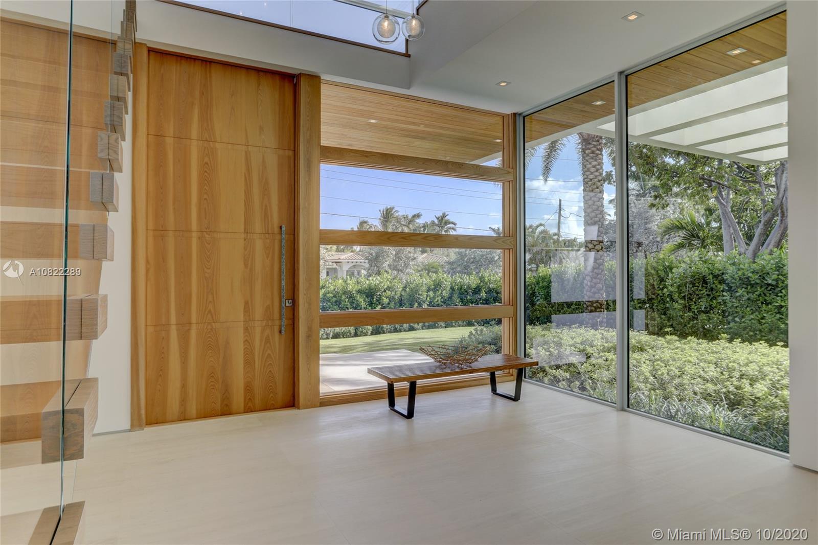 RIO VISTA ISLES - Residential