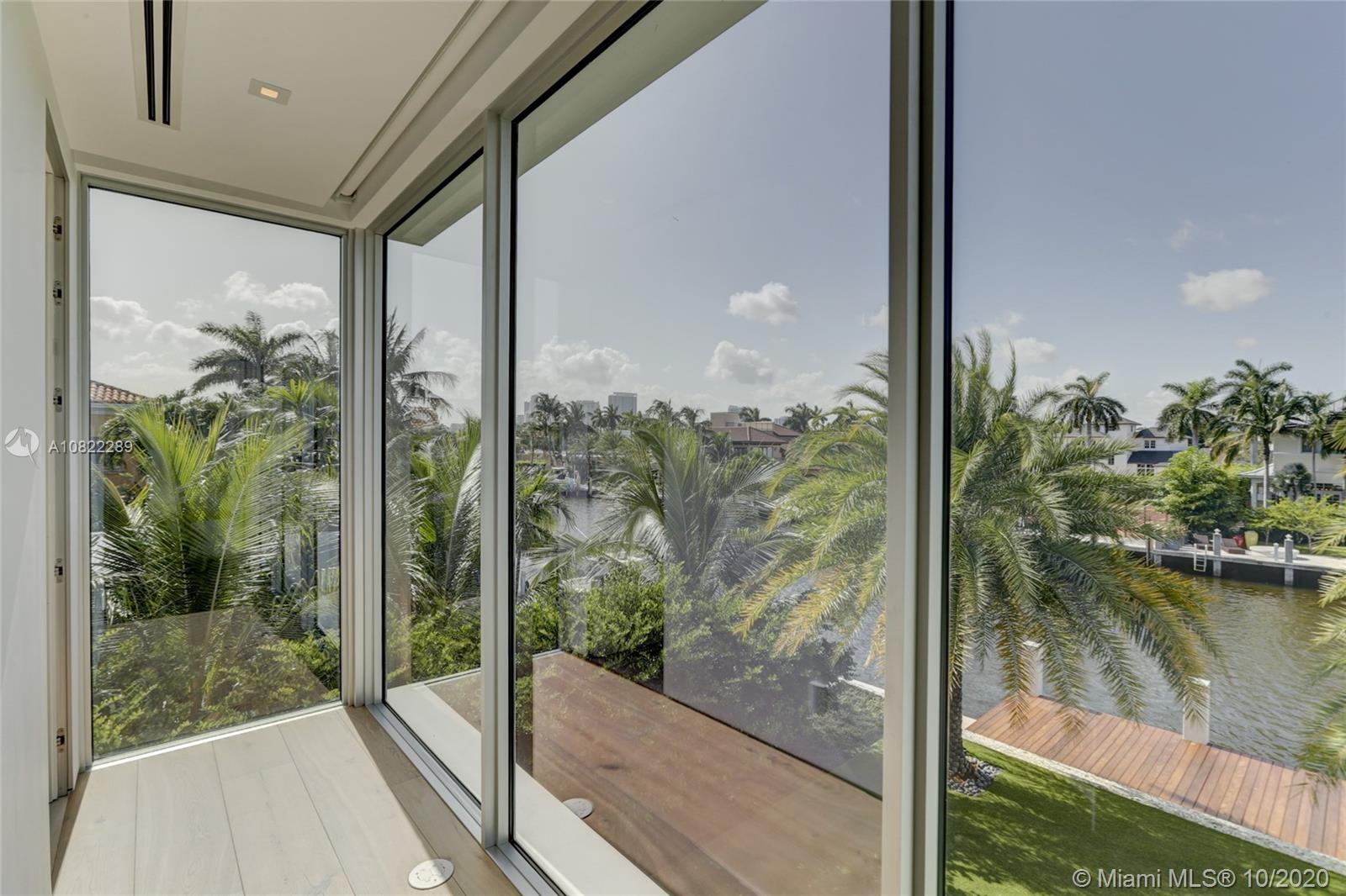 RIO VISTA ISLES - Residential