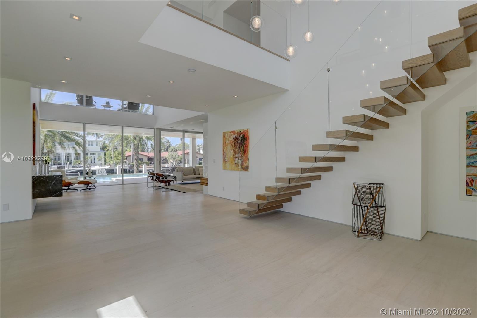 RIO VISTA ISLES - Residential