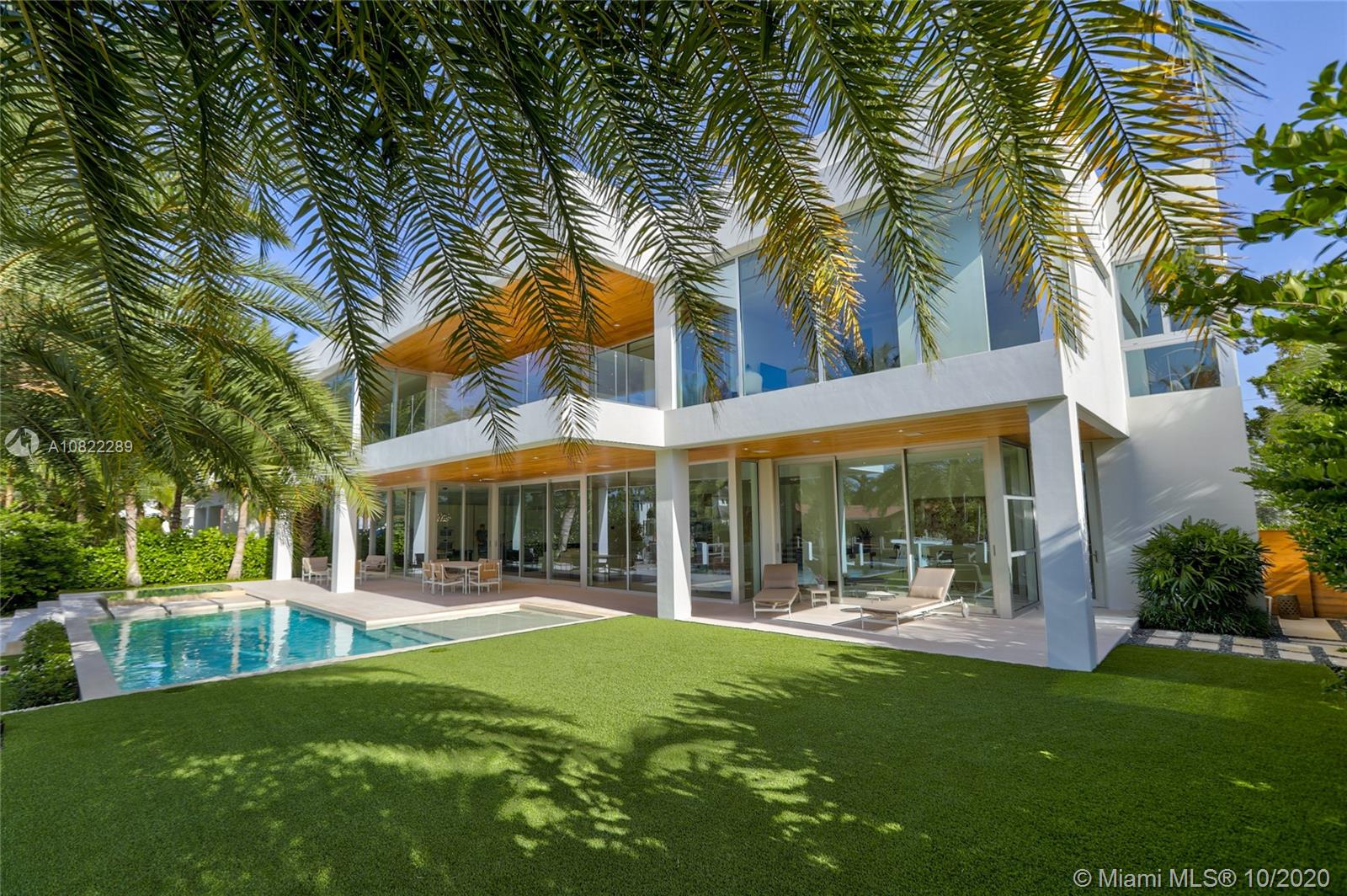 RIO VISTA ISLES - Residential