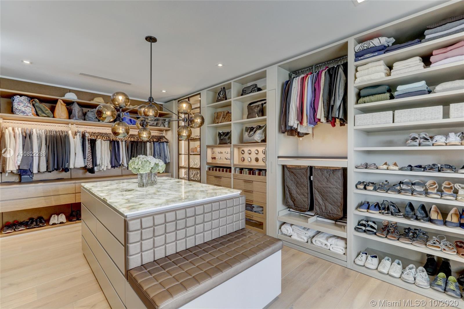 RIO VISTA ISLES - Residential