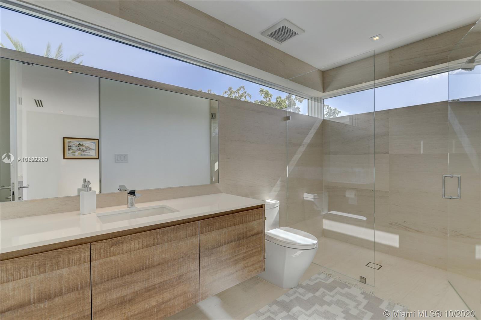 RIO VISTA ISLES - Residential