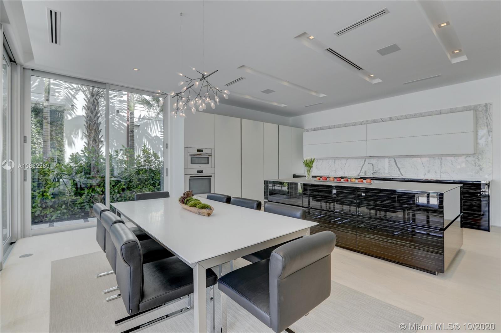 RIO VISTA ISLES - Residential