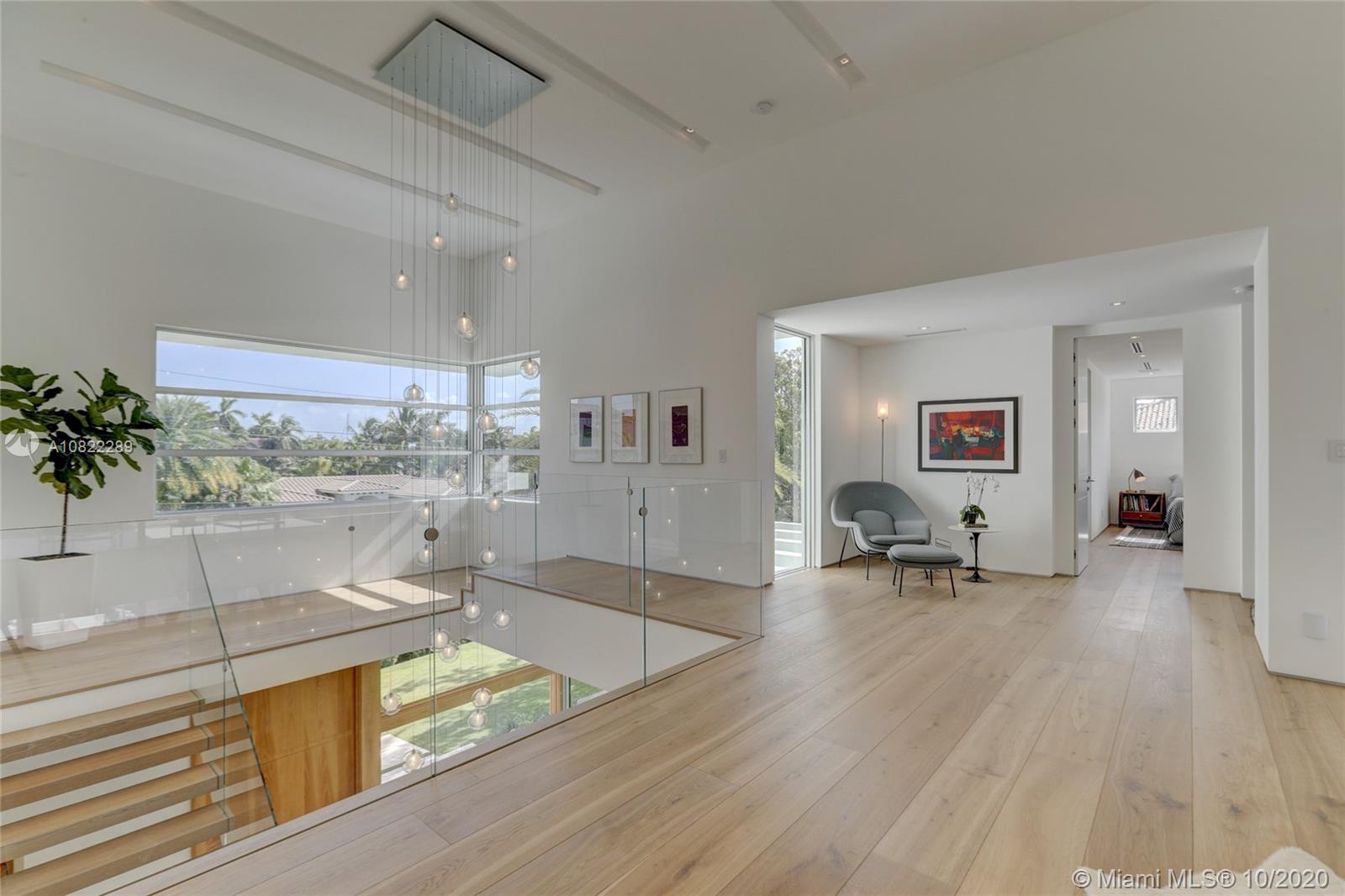 RIO VISTA ISLES - Residential