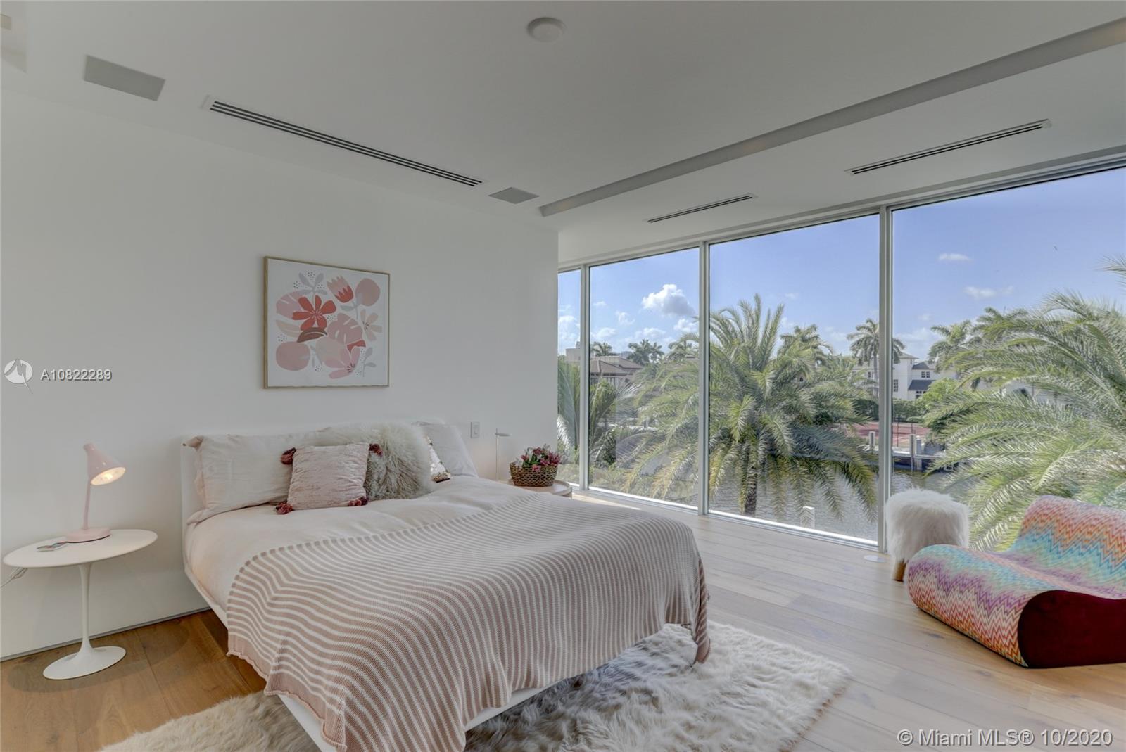 RIO VISTA ISLES - Residential