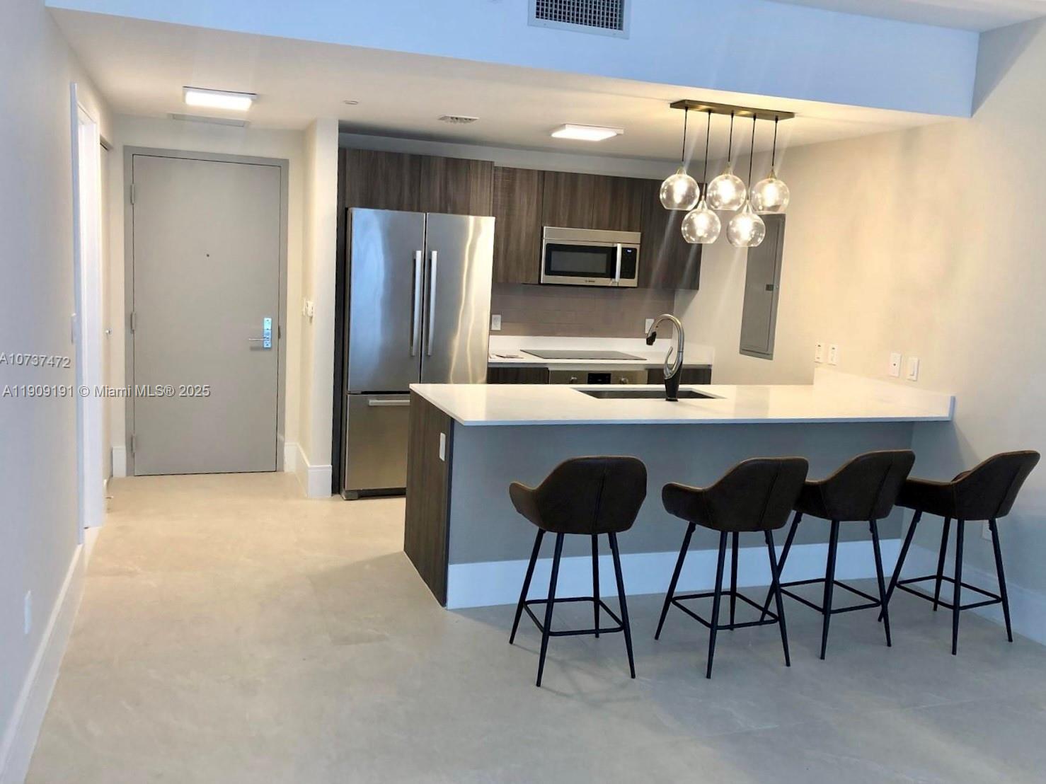 ARIA ON THE BAY CONDO - Residential