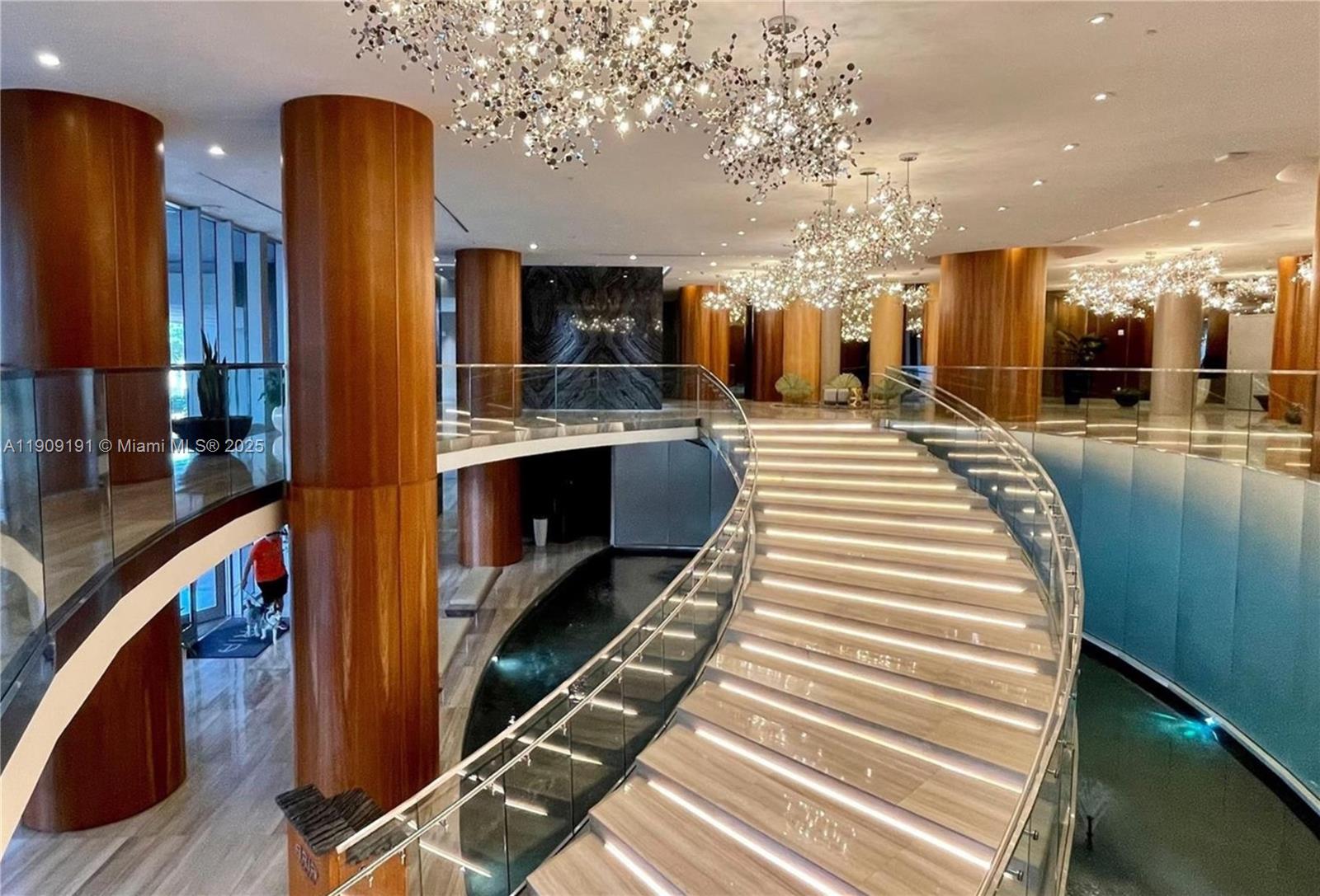 ARIA ON THE BAY CONDO - Residential