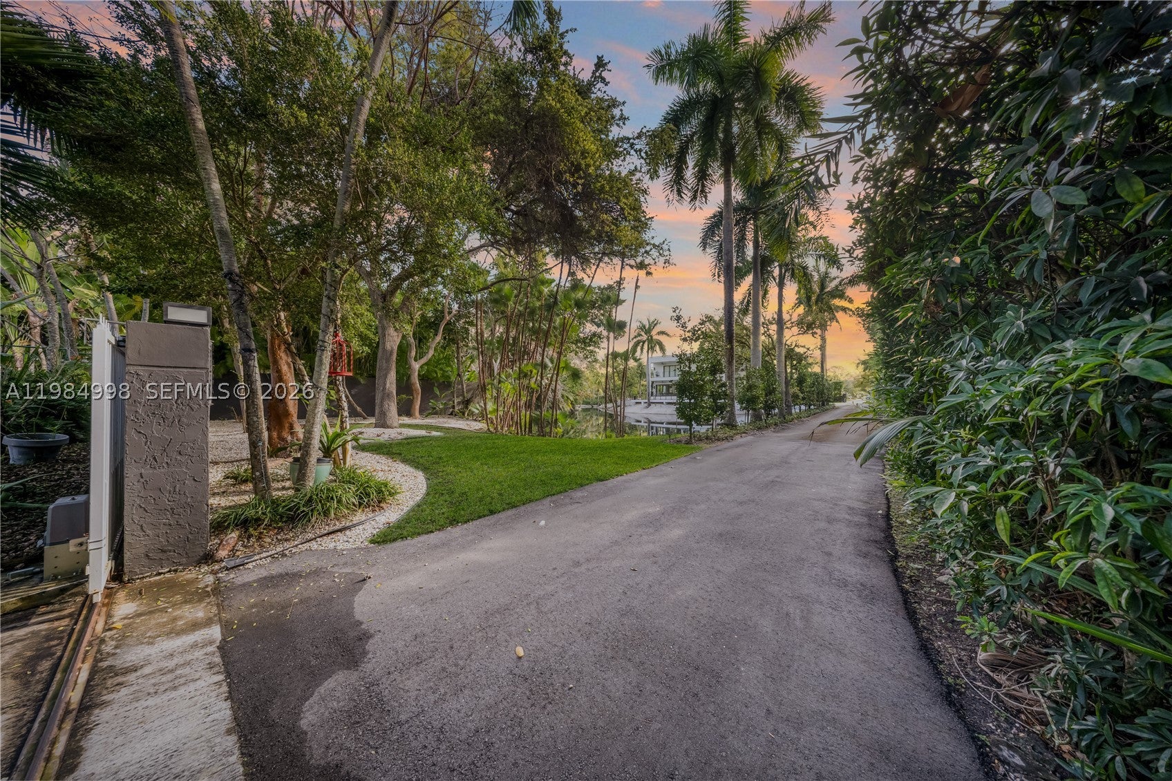 5981 SW 136th St, Pinecrest, FL, 33156, USA, 7 Bedrooms Bedrooms, ,6 BathroomsBathrooms,Residential,Active,5981 SW 136th St,A11984998