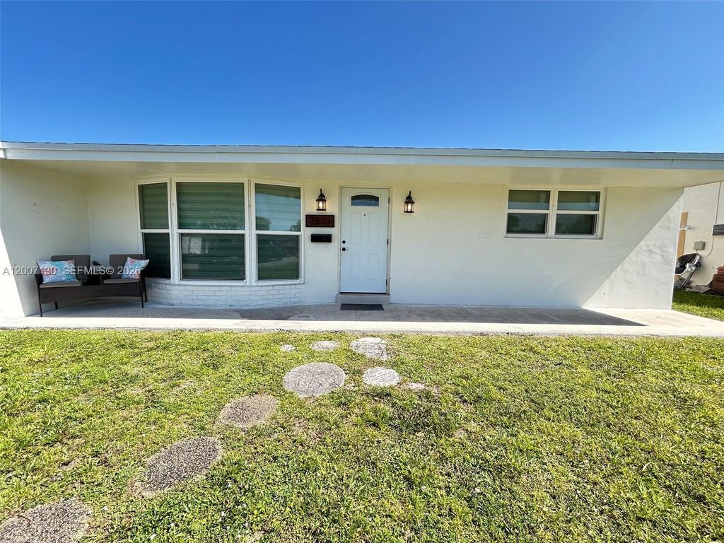 Photo of 7833 Tropicana St, Miramar, FL 33023 (MLS # A12007130)