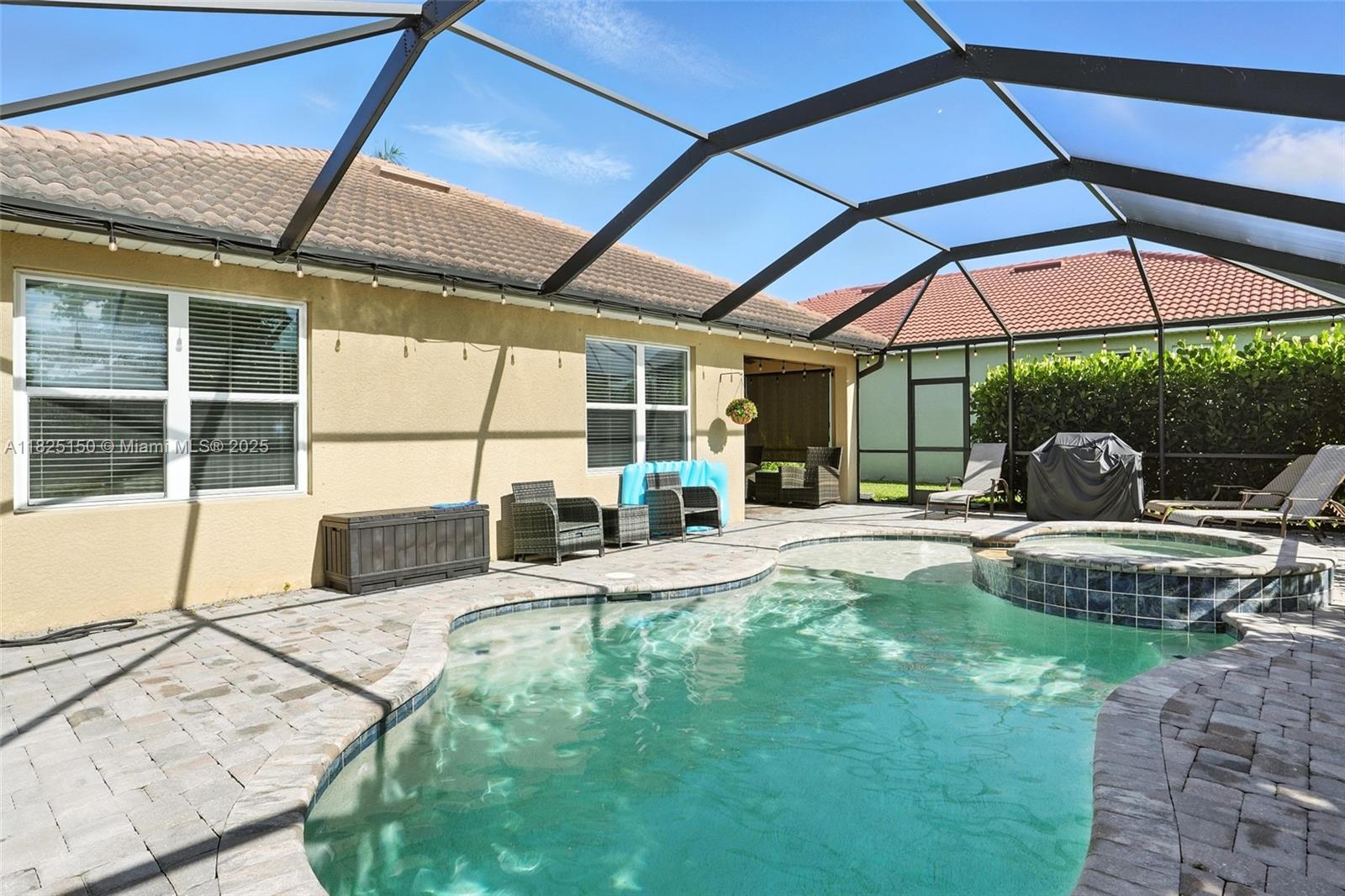 LINDSFORD - Residential