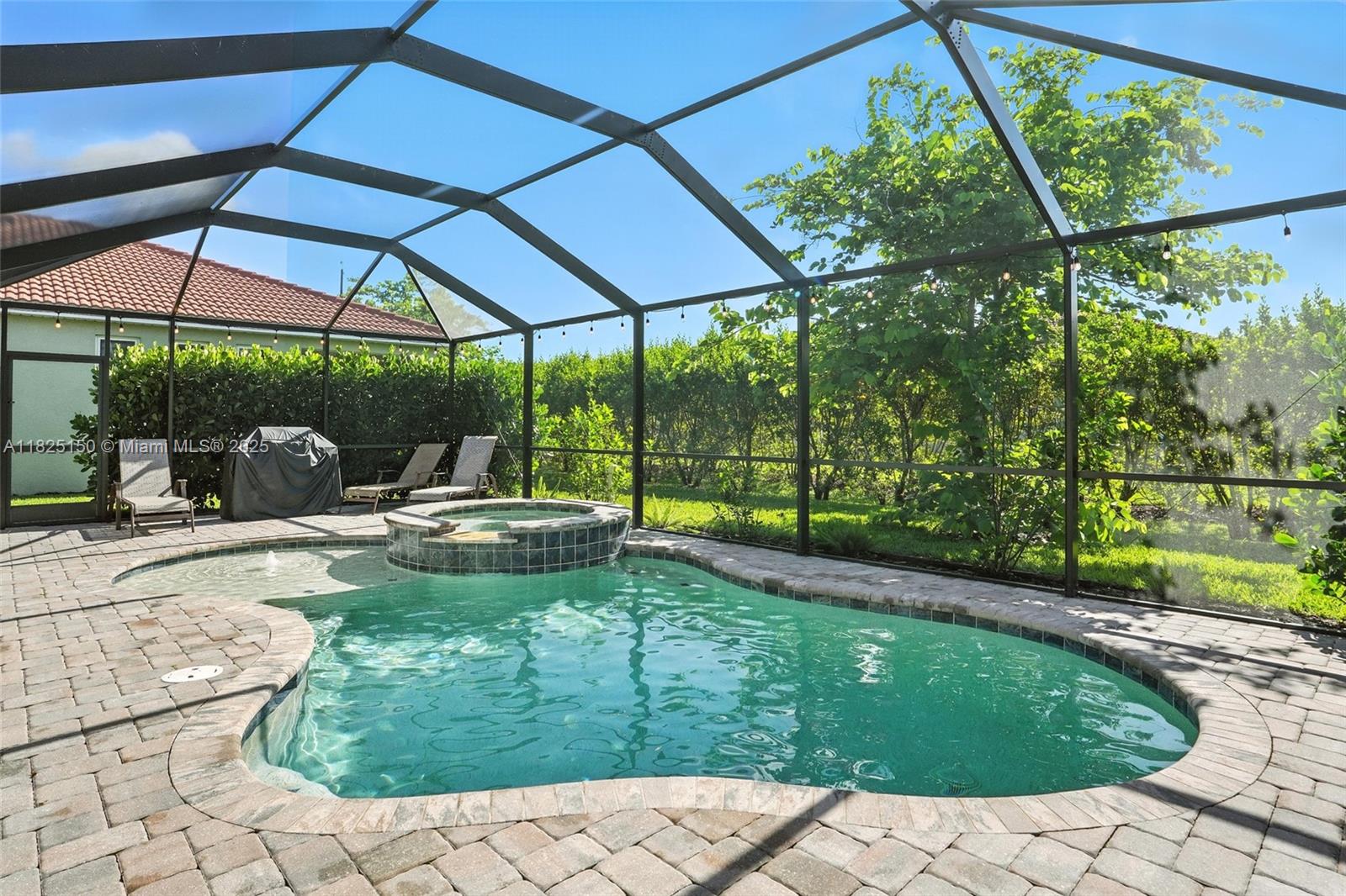 LINDSFORD - Residential