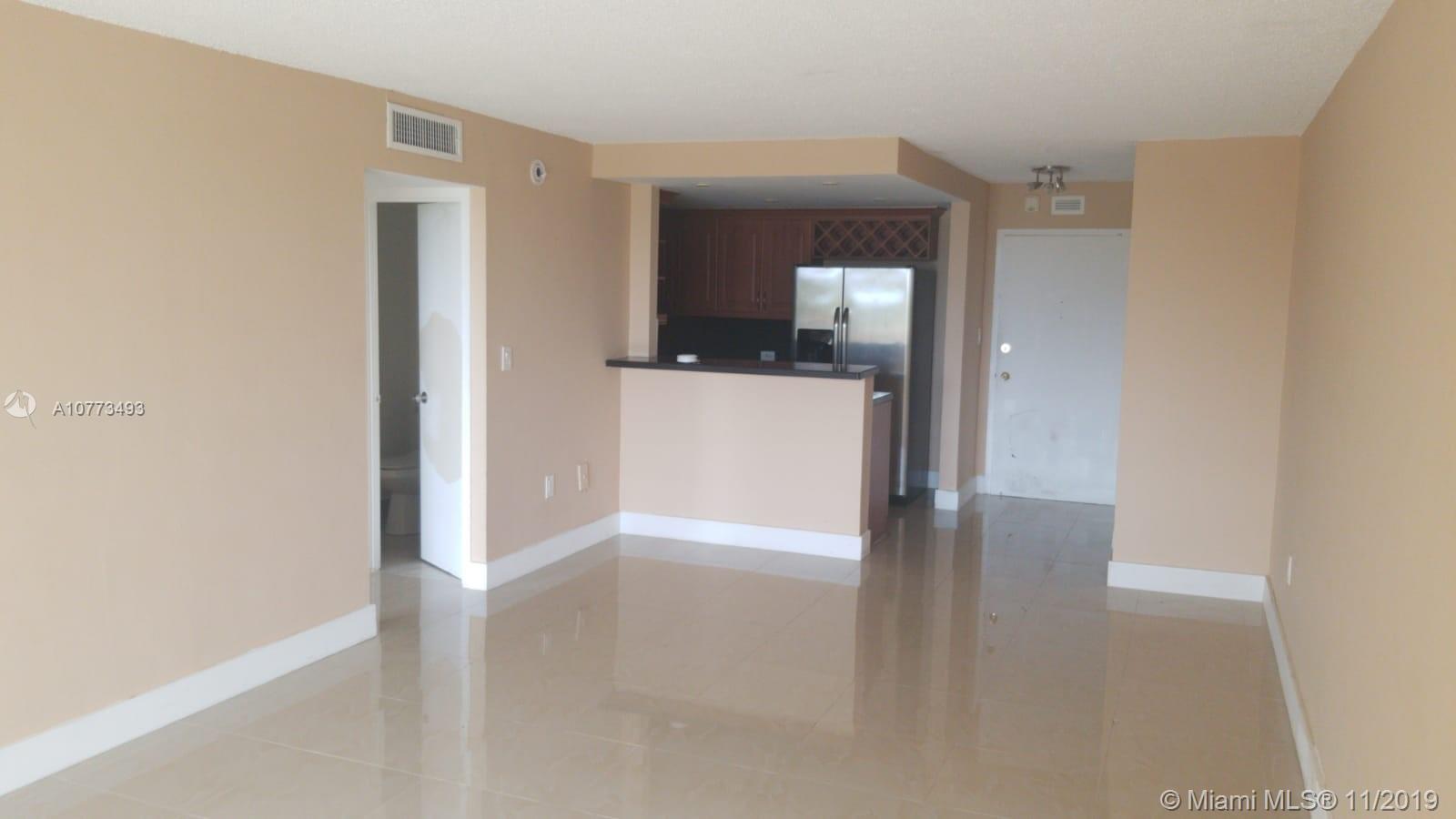 BAYVIEW PALMS CONDO - Residential Lease