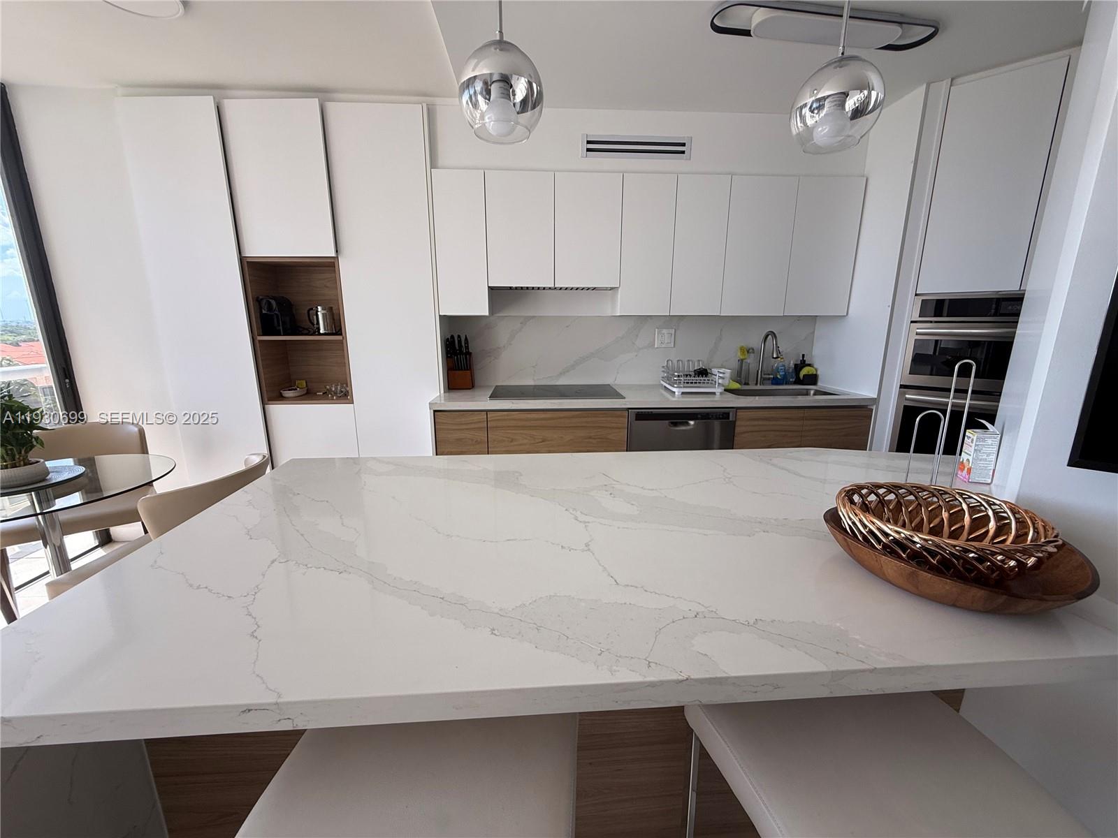 PORTSVIEW @ THE WATERWAYS - Residential Lease