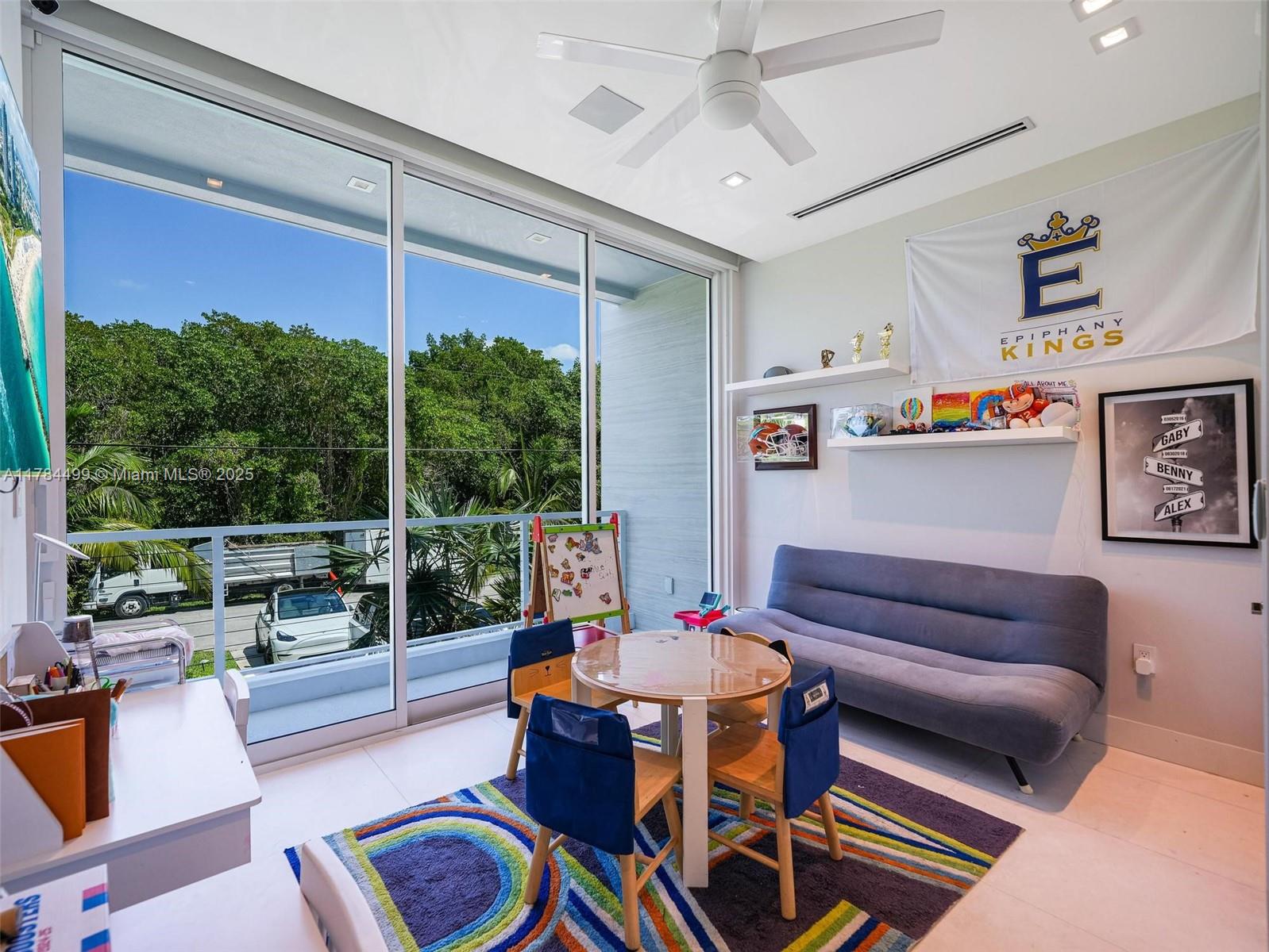 CORAL BAY SEC B - Residential